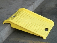 eagle polyurethane yellow curb ramp