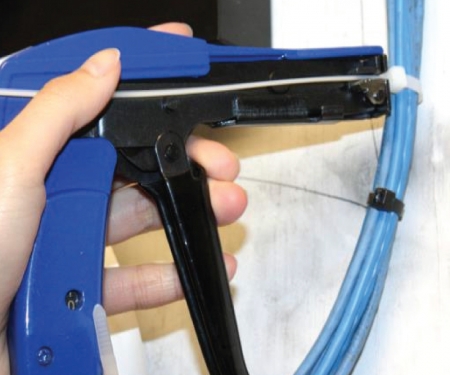 CTG-03 tie gun used for tightening nylon ties