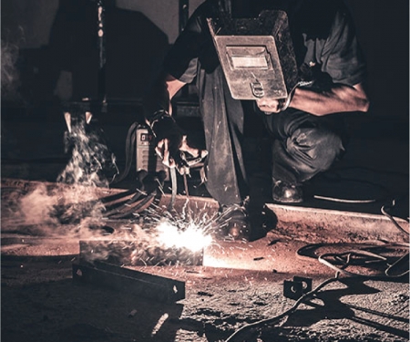 Dragon sleeving in use in welding environment Dragon sleeving in use in welding environment