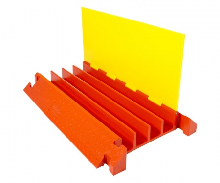 Linebacker CO4X300 4-channel polyurethane cable protector Linebacker CO4X300 4-channel polyurethane cable protector