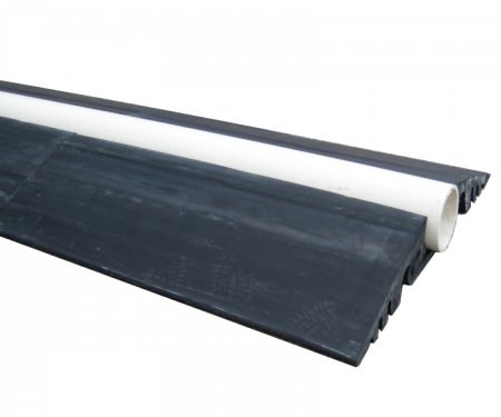 Rubberform black 4 inch pipe ramp