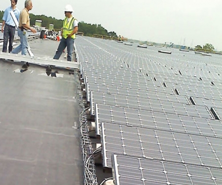 solar panel snake tray cable trays in use on solar farm solar panel snake tray cable trays in use on solar farm