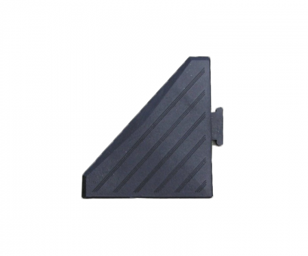 Tread-safe interlocking flooring, side ramp