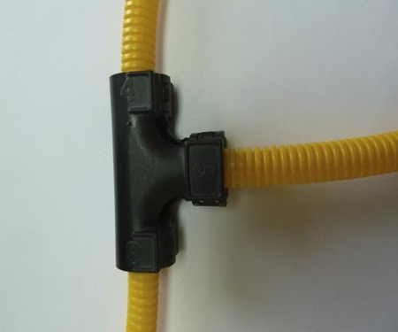 Black wire loom tee in use